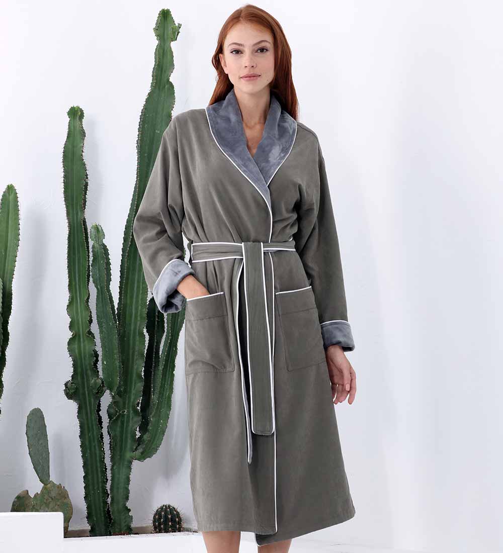 Women's Plush Microfiber Spa Robe-6